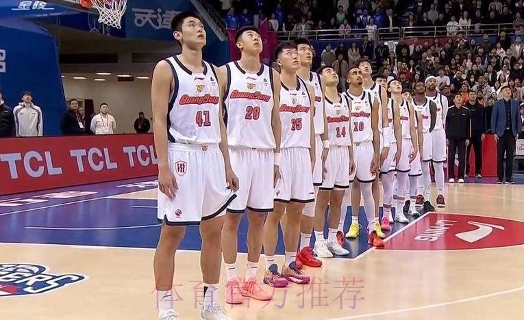 广东vs北控前瞻:萨林杰战旧主引关注 胡明轩PK廖三宁国手对决 广东vs北控前瞻:萨林杰战旧主引关注 胡明轩PK廖三宁国手对决