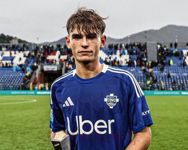 罗马诺:科莫与皇马谈尼科-帕斯转会 小法参与谈判 罗马诺:科莫与皇马谈尼科-帕斯转会 小法参与谈判